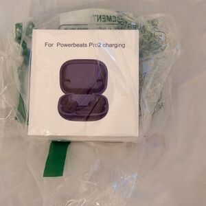 Charging Case Cover for Powerbeats Pro2 - Black